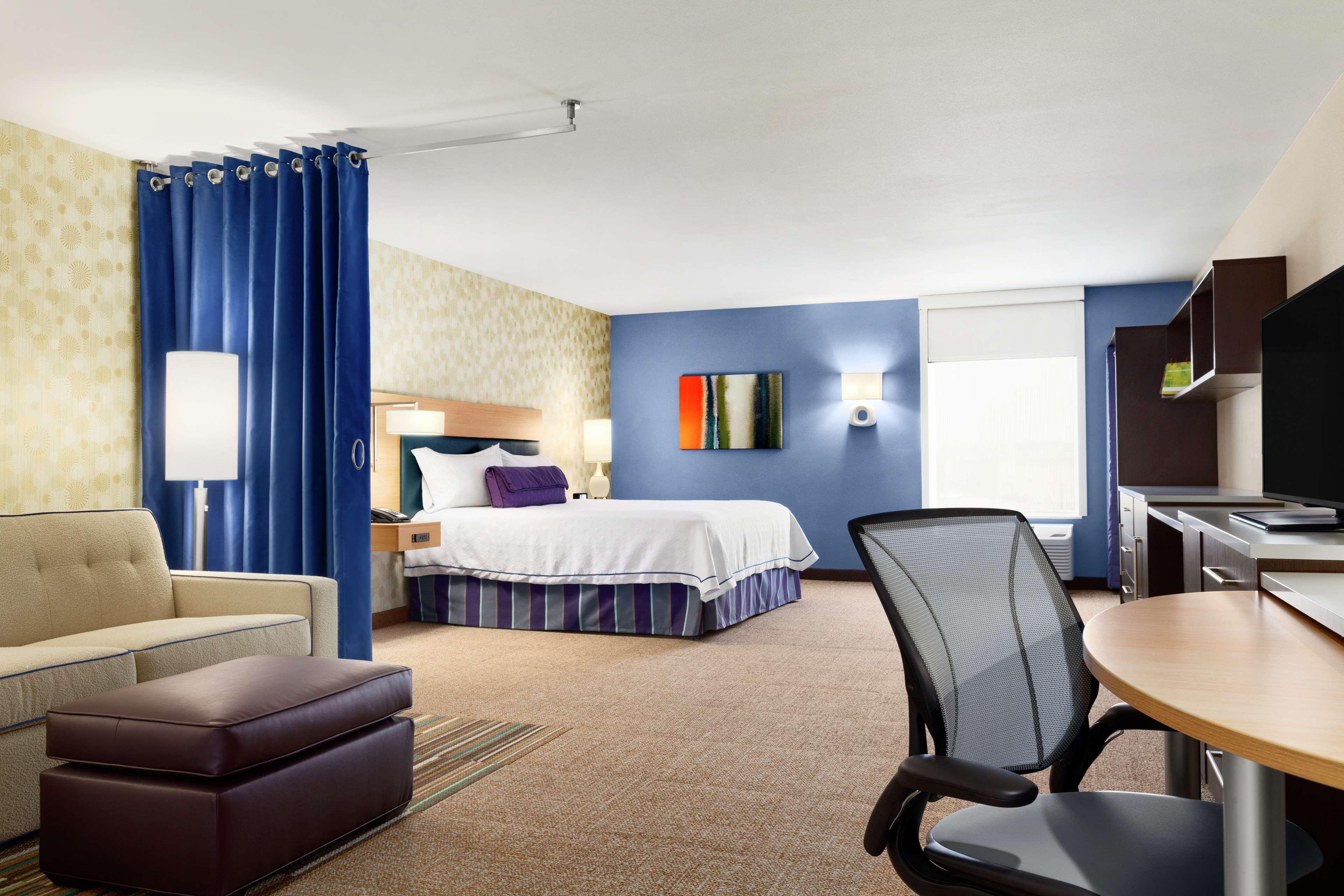 Hotel Home2 By Hilton